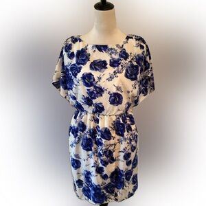 Alice + Olivia Floral Women's Dress